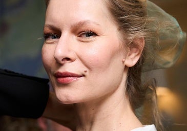 No hace falta pagar 100 euros por tu rutina de belleza: tres cosméticos low cost recomendados por una farmacéutica